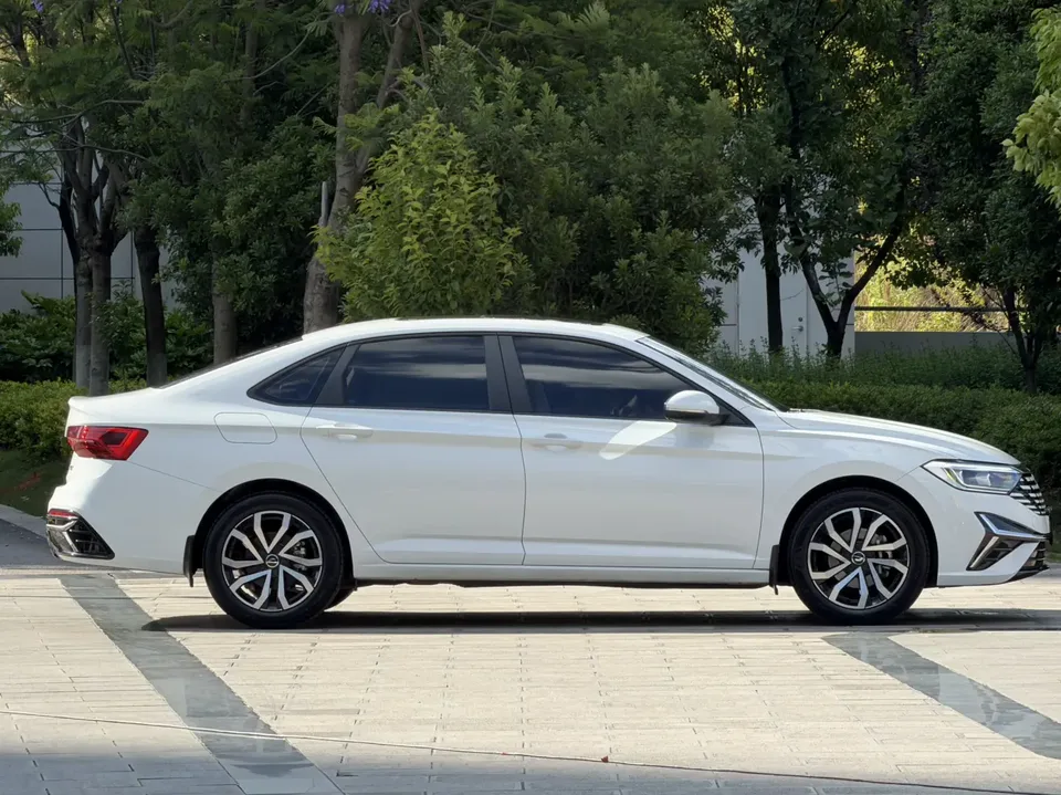 Jetta VA7 1.4T First Come First Served Edition 2025 — миниатюра 4