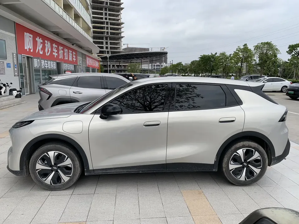 Changan Qiyuan Q05 Changan Qiyuan Q05 2026 Peugeot 506 Max 2026 — миниатюра 3