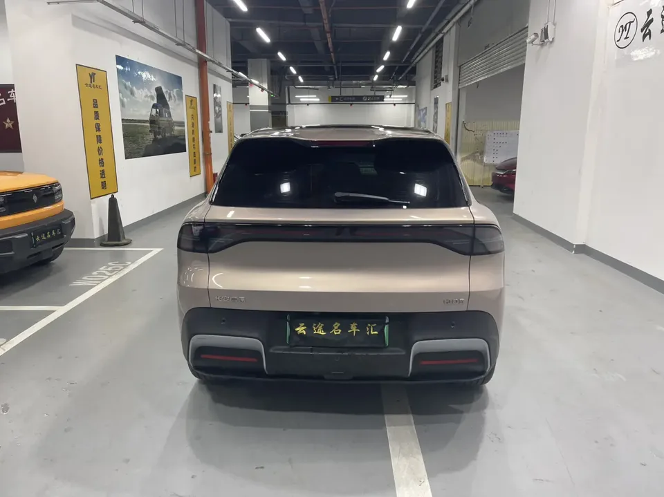 Changan Qiyuan Q05 Changan Qiyuan Q05 2026 Peugeot 506 Max 2025 — миниатюра 3