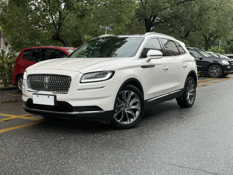 Lincoln Navigator 2023