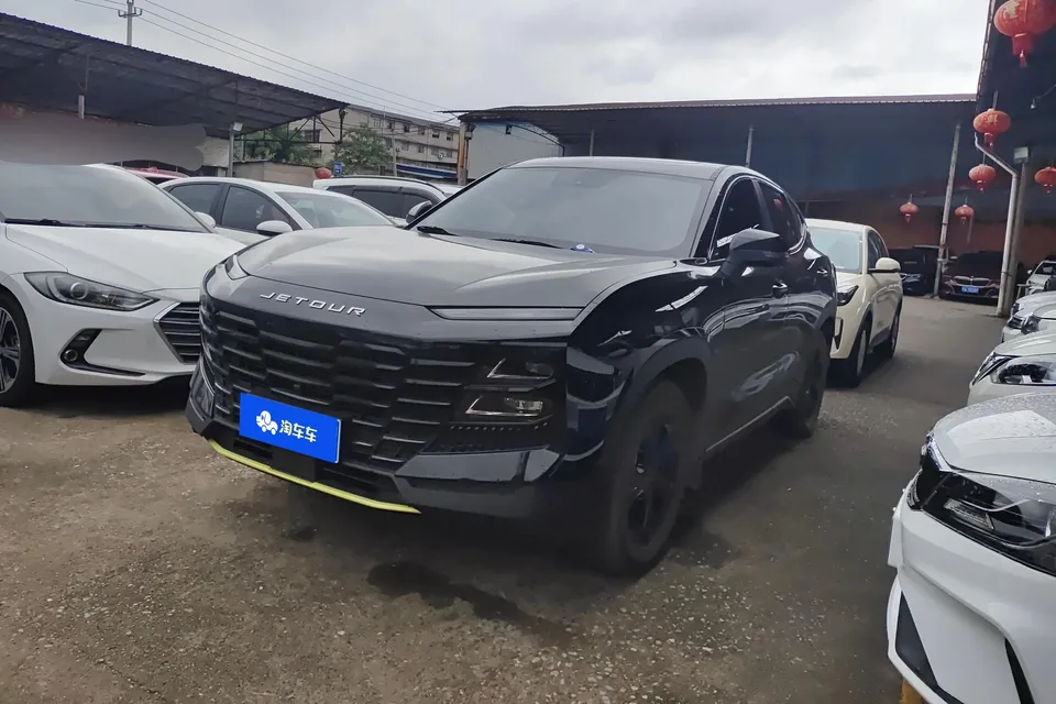 Jetour Dashing JETOUR DASHENG 2025 1.5T DCT Luxury 2025 — фото 1, купить с доставкой в Москву