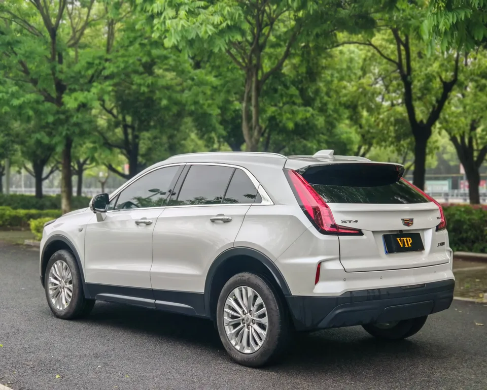Cadillac XT4 Cadillac XT4 2024 25T 2WD Fashion Edition 2023 — миниатюра 2