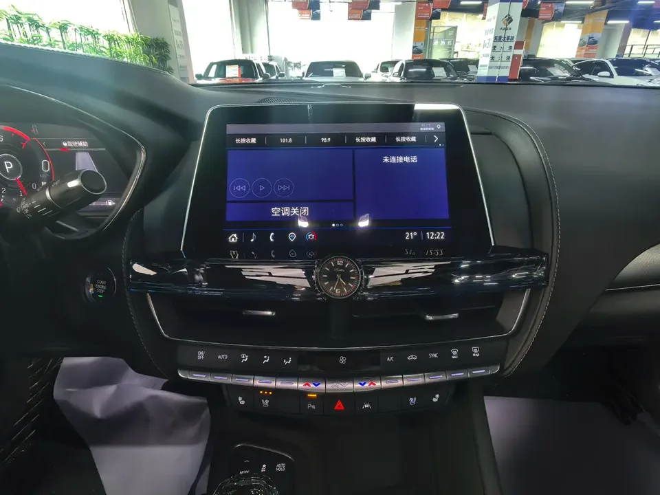 Cadillac CT5 28T Luxury Standard Edition 2023 — миниатюра 3