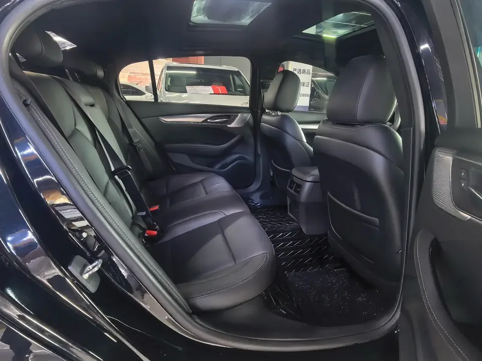 Cadillac CT5 28T Luxury Standard Edition 2023 — миниатюра 5