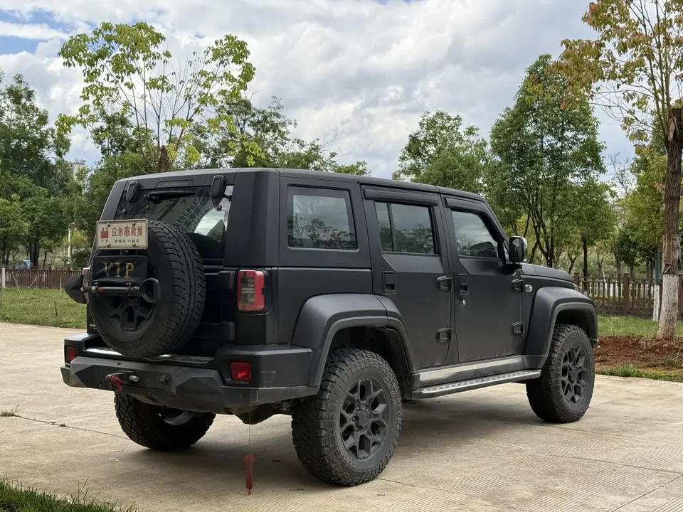 BAIC Beijing Off-road BJ40 2.0D Automatic 4WD Blade Hero Edition Knight Edition 2022 — миниатюра 2