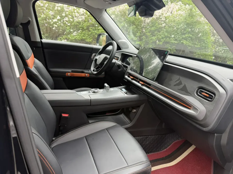 BAIC Beijing Off-road BJ30 Traveler 1.5T DCT Standard Edition 2026 — миниатюра 5