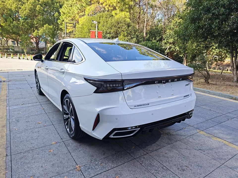 Chery Arrizo 8 1.6TGDI DCT Intelligent 2024 — миниатюра 2