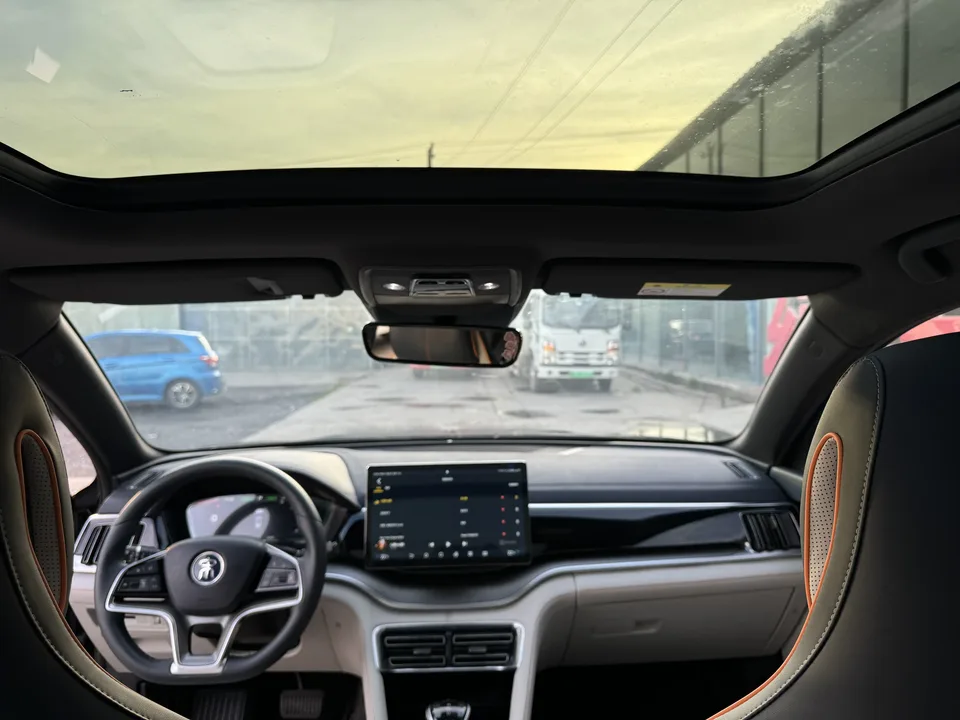 BYD Song PLUS EV Song PLUS EV flagship model 2022 — thumbnail 3