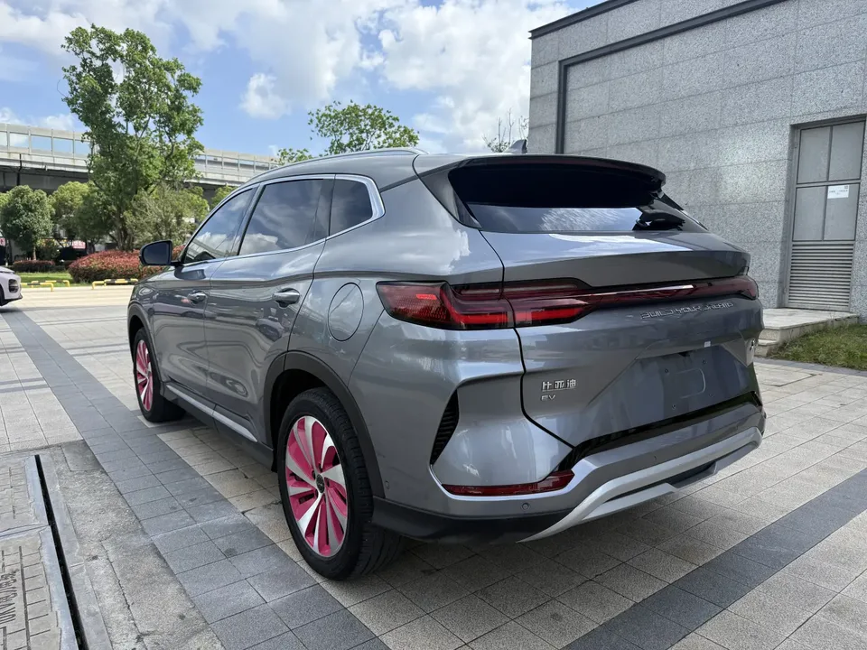 BYD Song PLUS EV Champion Edition 605KM Flagship PLUS 2024 — миниатюра 2