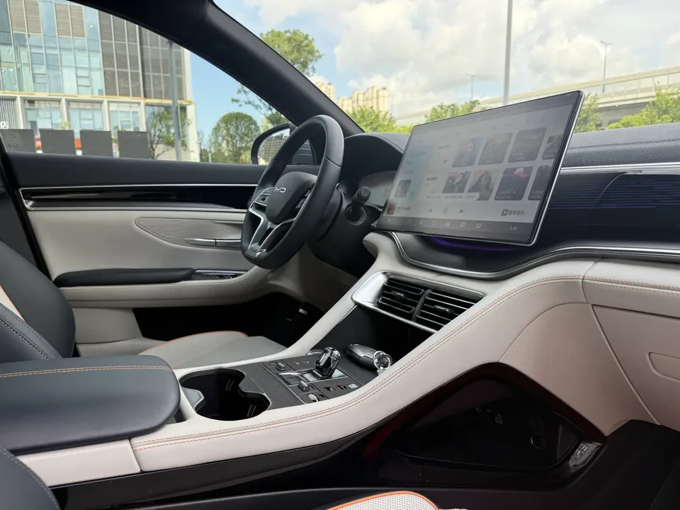 BYD Song PLUS EV Champion Edition 605KM Flagship PLUS 2024 — миниатюра 4