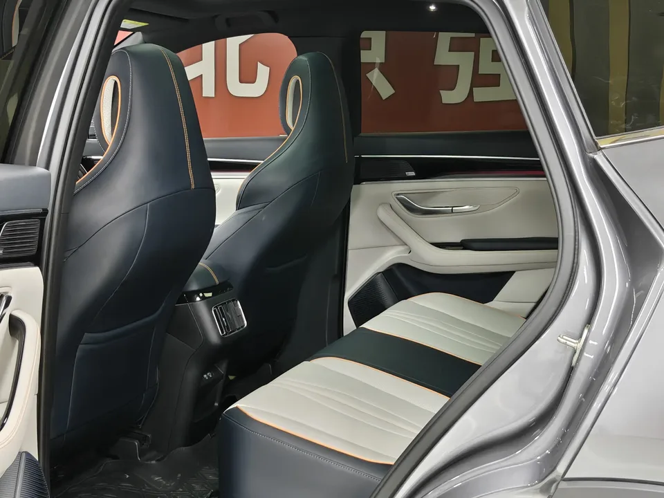 BYD Song PLUS DM DM-i 51KM 2WD Premium Edition 2022 — миниатюра 5