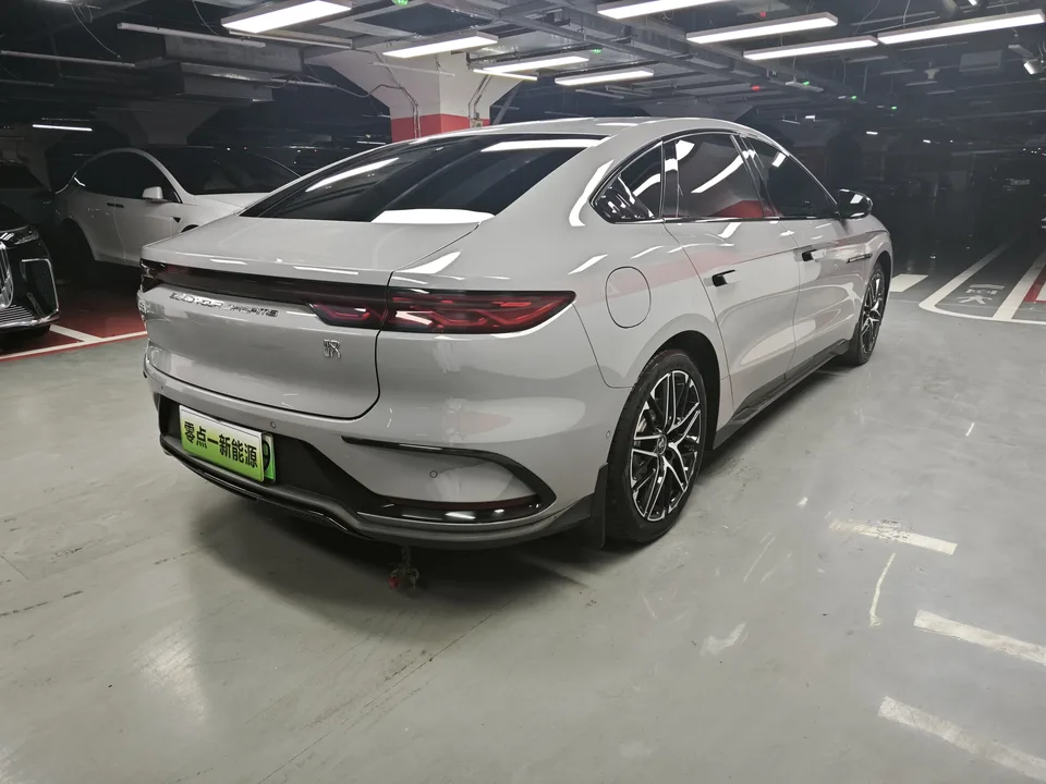 BYD Han EV Honor Edition 605KM Premium Model 2025 — миниатюра 2