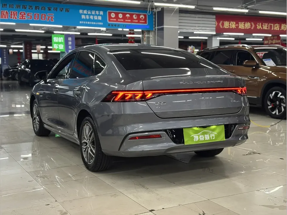 BYD Qin PLUS EV Honor Edition 510KM Leading Model 2025 — миниатюра 4