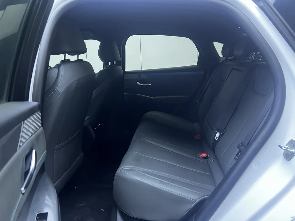 BYD Qin PLUS EV Intelligent Driving Edition 510KM Leading Edition 2025 — миниатюра 3