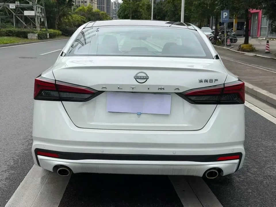 Nissan Altima Teana Teana 2.0L XL-TLS Enjoy Edition 2023 — thumbnail 2
