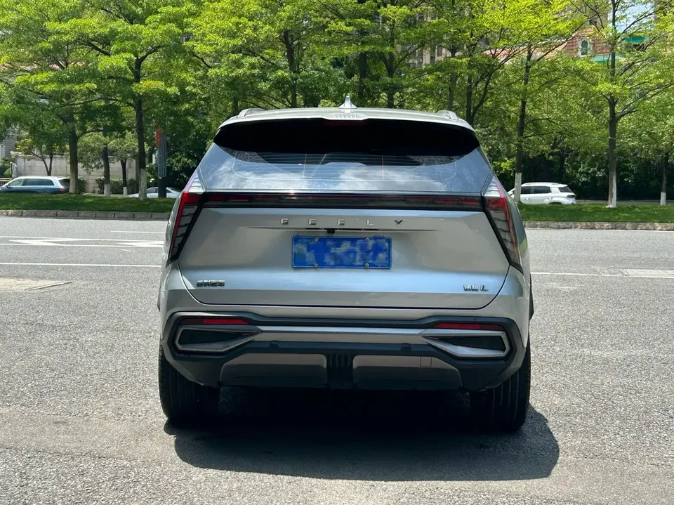 Geely Atlas L Boyue L 2023 1.5TD DCT Premium Edition 2023 — миниатюра 4
