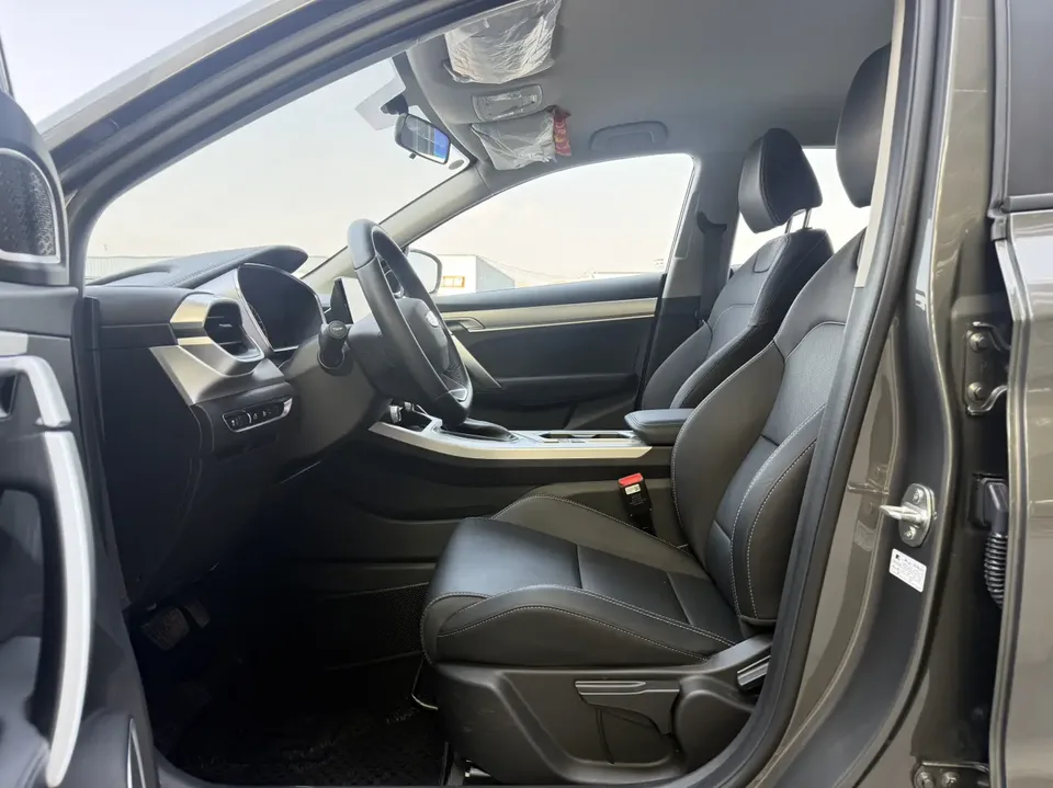 Geely Coolray SX11 Binyue 2025 1.5L CVT Super Edition 2026 — миниатюра 5
