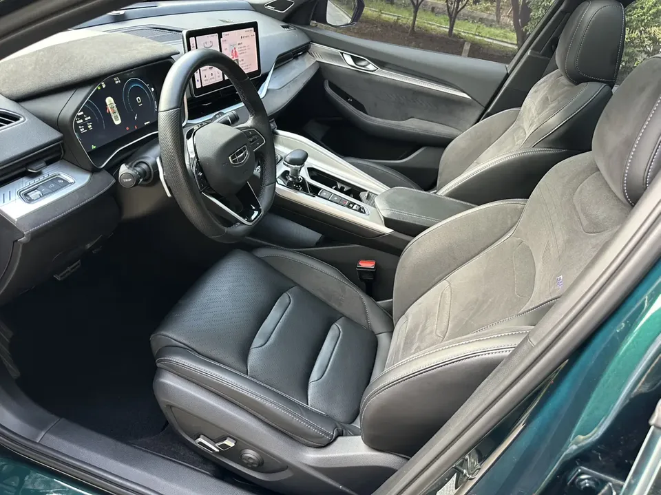 Geely Xing Rui Xingrui 2023 2.0T only available in green version 2024 — миниатюра 4