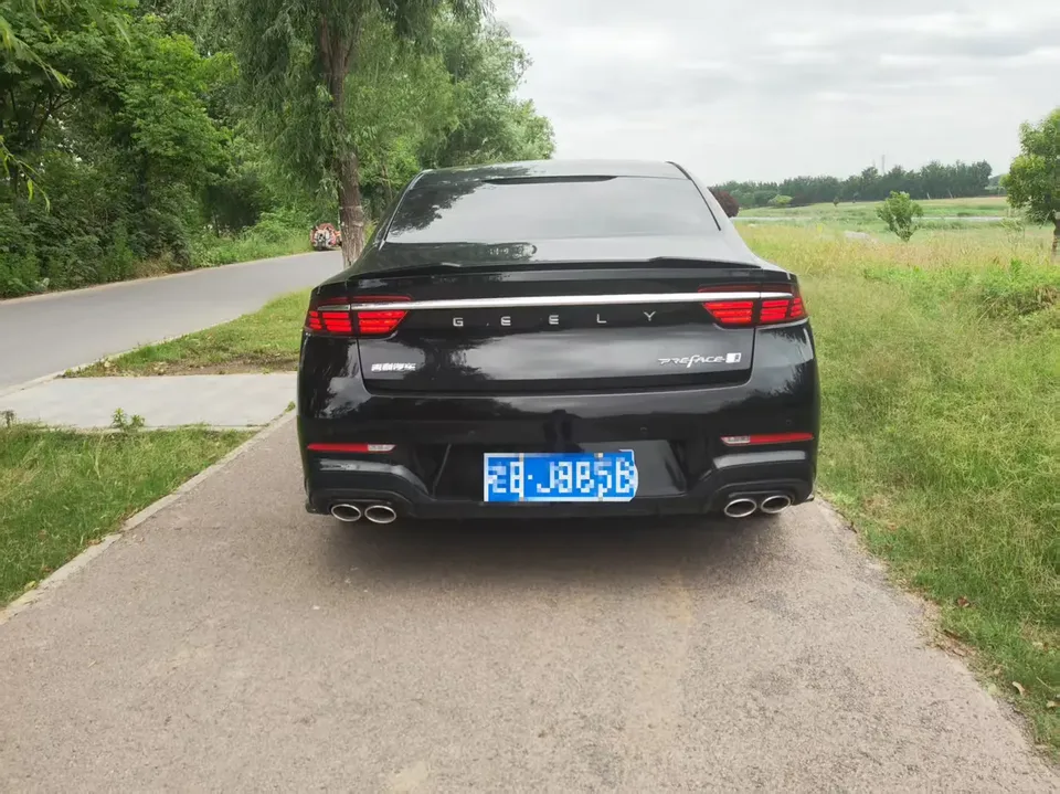 Geely Preface Xing Rui 1.5T Dongfangyao Kunlun Edition 2026 — миниатюра 2