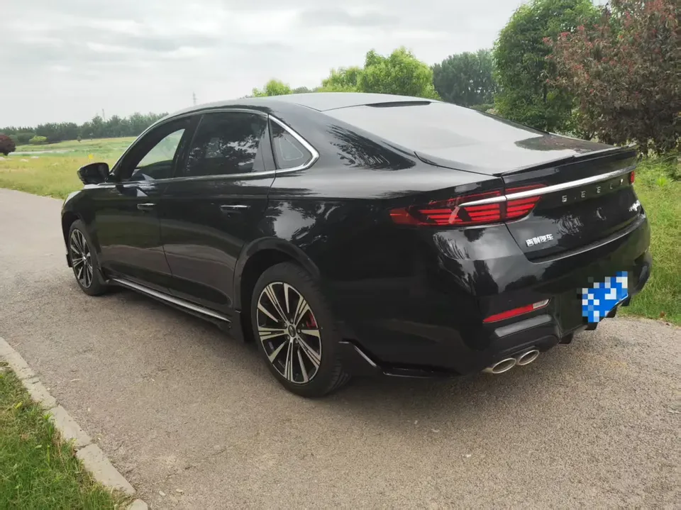 Geely Preface Xing Rui 1.5T Dongfangyao Kunlun Edition 2026 — миниатюра 4
