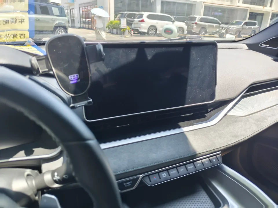 Geely Xing Rui Xingrui 2023 2.0T only available in green version 2022 — миниатюра 2