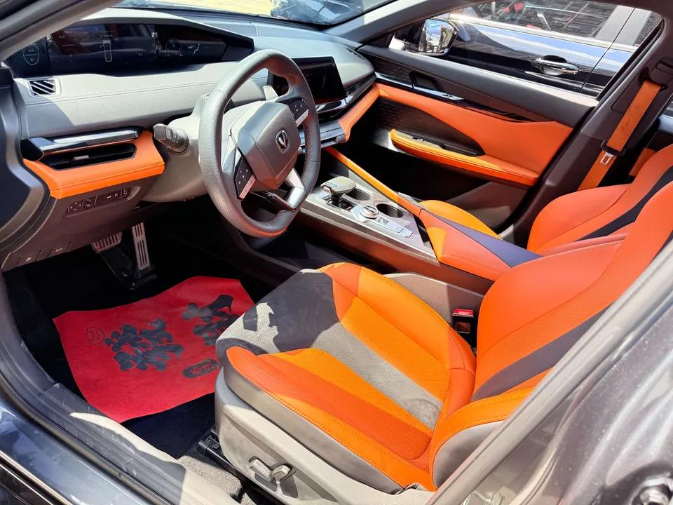 Changan UNI-V 1.5T Sports Edition 2023 — миниатюра 3