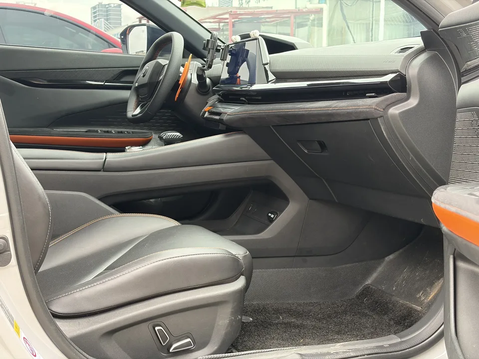 Changan UNI-V 1.5T Sports Edition 2023 — миниатюра 3