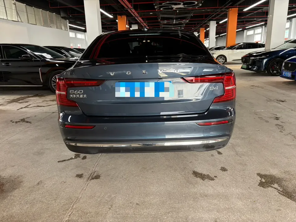Volvo S60 Volvo S60 2024 B4 Luxury Edition 2024 — миниатюра 2