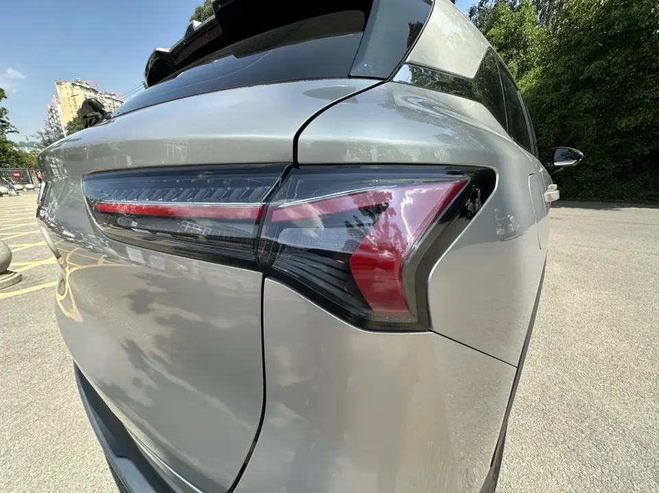 Wuling Starlight S PHEV 130km Flagship Model 2024 — миниатюра 3