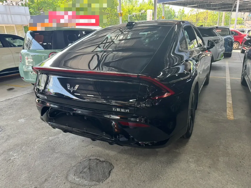 Wuling Starlight EV 610km Smart Flagship 2025 — миниатюра 2
