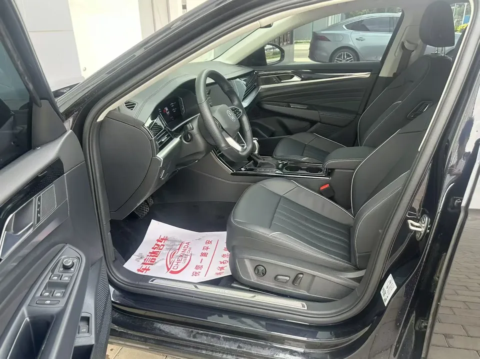 Volkswagen Passat PHEV Passat PHEV 2023 430PHEV Hybrid Elite Edition 2024 — миниатюра 5
