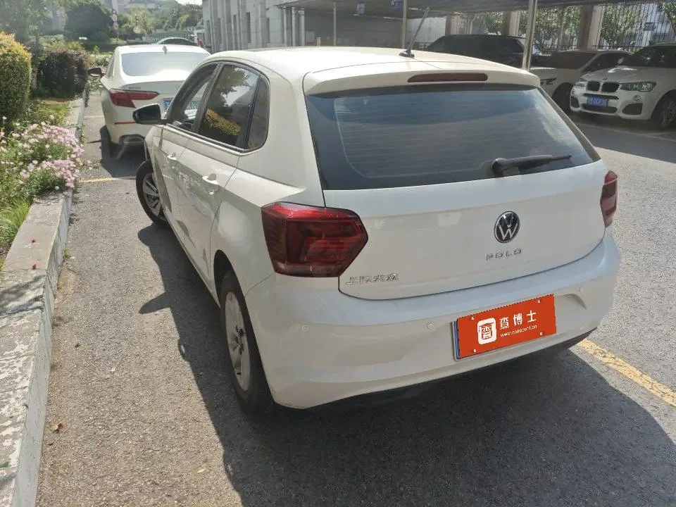 Volkswagen Polo Plus 1.5L Automatic Panoramic Enjoyment Edition 2022 — миниатюра 3