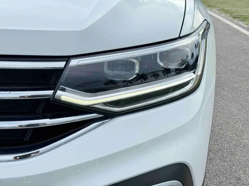 Volkswagen Tiguan L Tiguan L 2023 280TSI Chaochuang Limited Edition 2023 — миниатюра 3