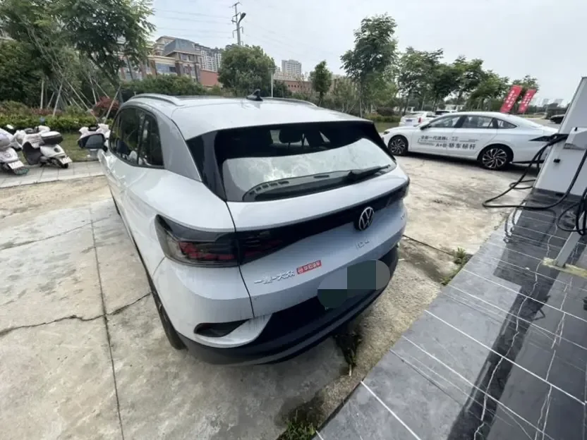 Volkswagen ID.4 Crozz Pure Edition 2025 — миниатюра 4