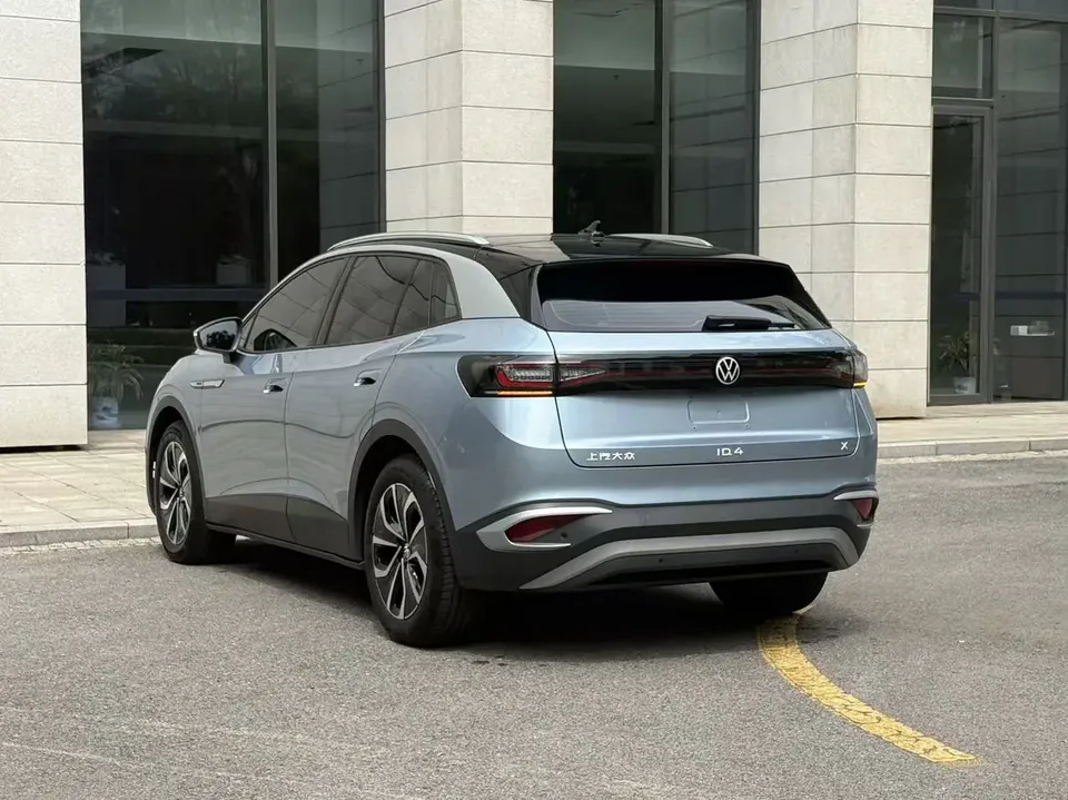 Volkswagen ID.4X ID.4 X 2023 Pure Intelligent Edition 2024 — миниатюра 2