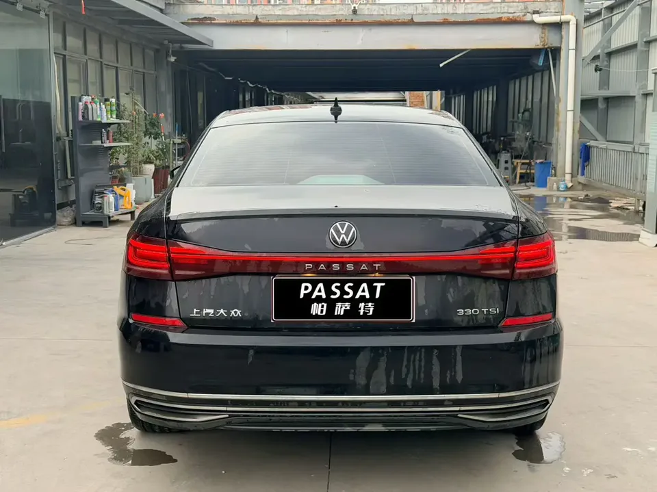 Volkswagen Passat Passat 2022 330TSI Starry Sky Deluxe Edition 2022 — миниатюра 5