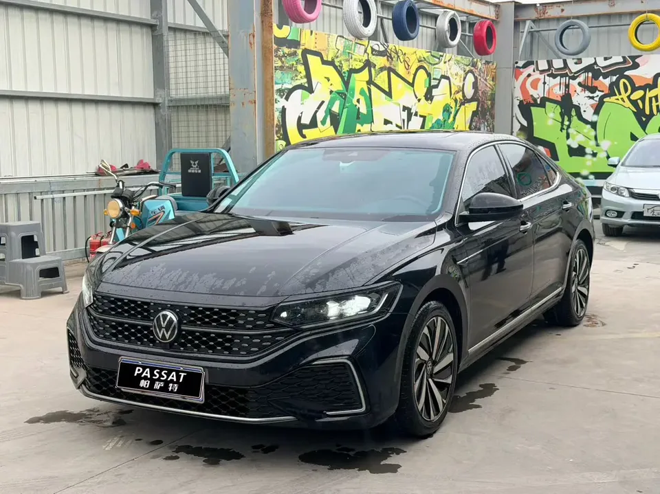 Volkswagen Passat 2022