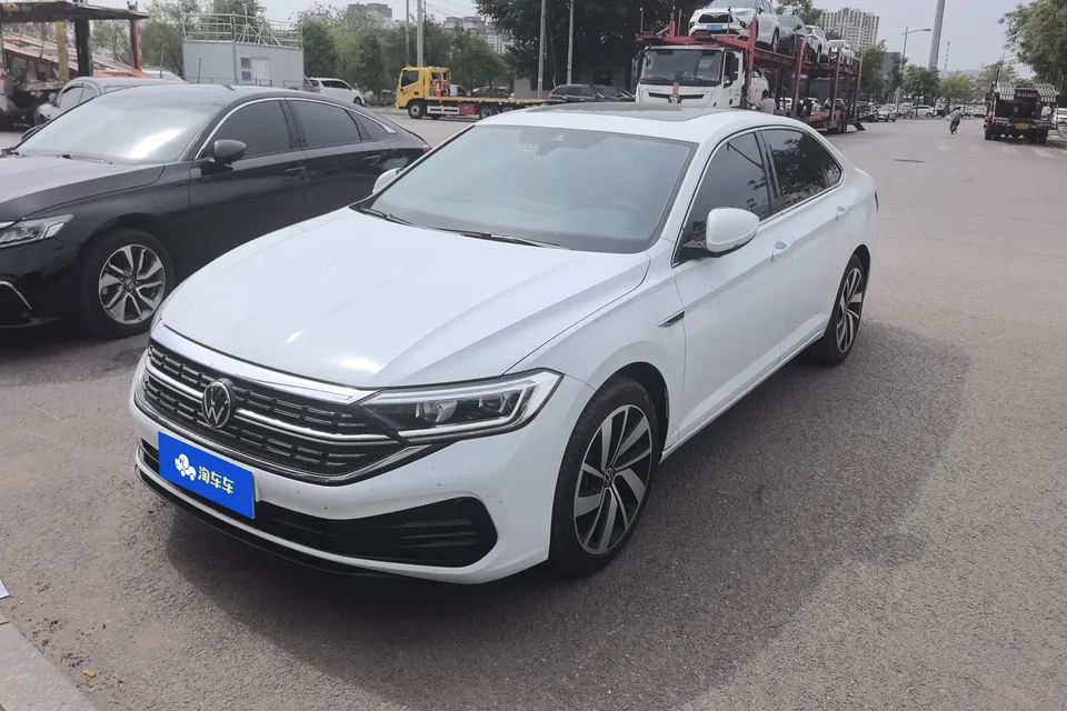 Volkswagen Sagitar 2024