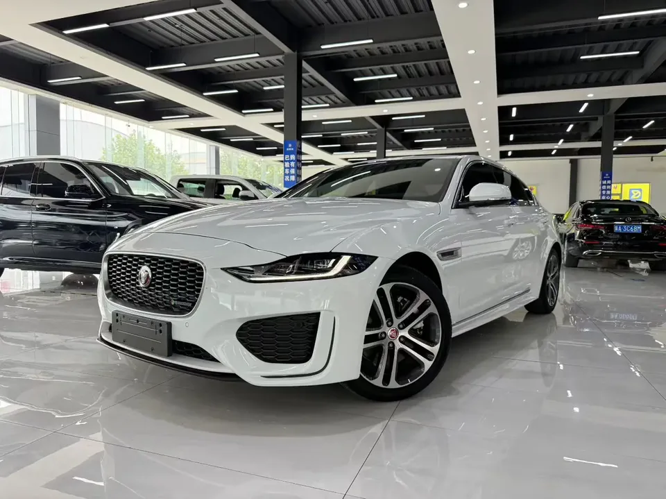 Jaguar XEL Jaguar XEL 2.0T 250PS R-DYNAMIC S Progressive Sports Edition 2023 — photo 1, buy with delivery to Moscow