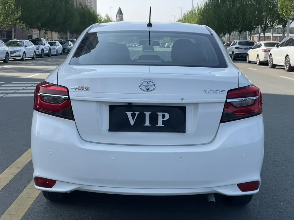 Toyota Vios Vios 1.5L CVT CARE Edition 2022 — миниатюра 2