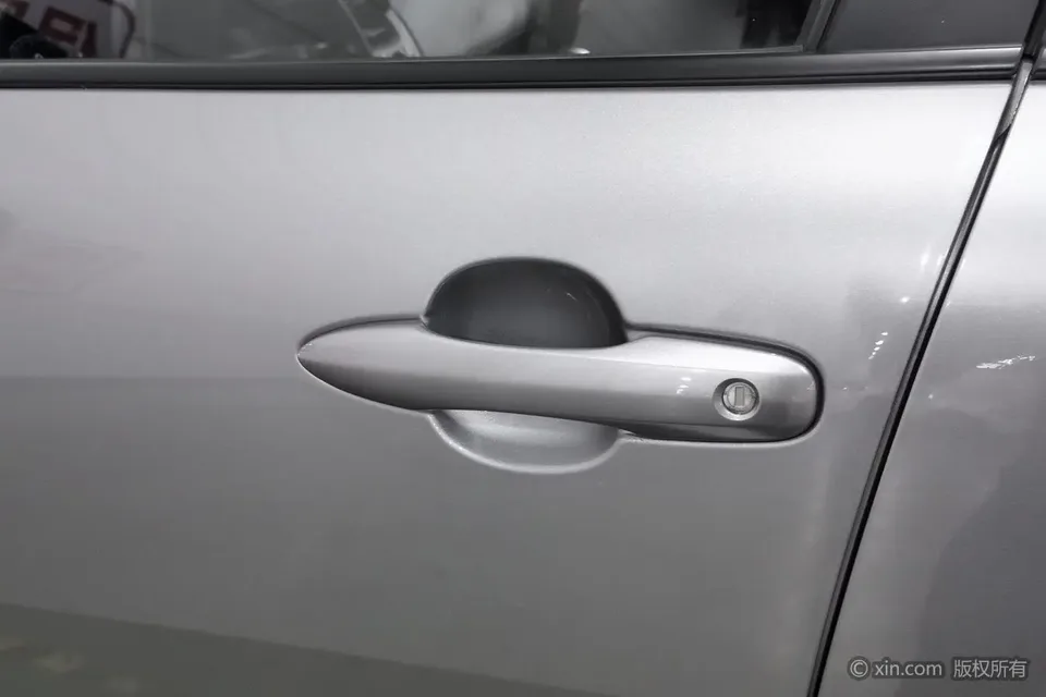 Toyota CorollaCross Corolla Sharp 2.0L CVT Pioneer Edition 2024 — thumbnail 3