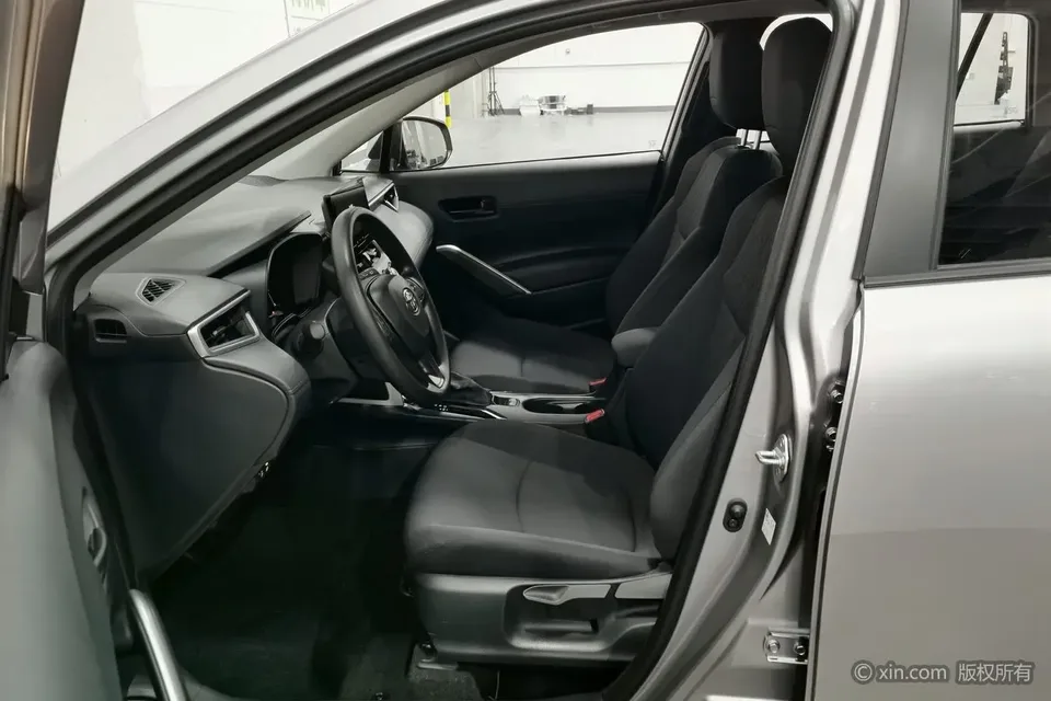 Toyota CorollaCross Corolla Sharp 2.0L CVT Pioneer Edition 2024 — thumbnail 5