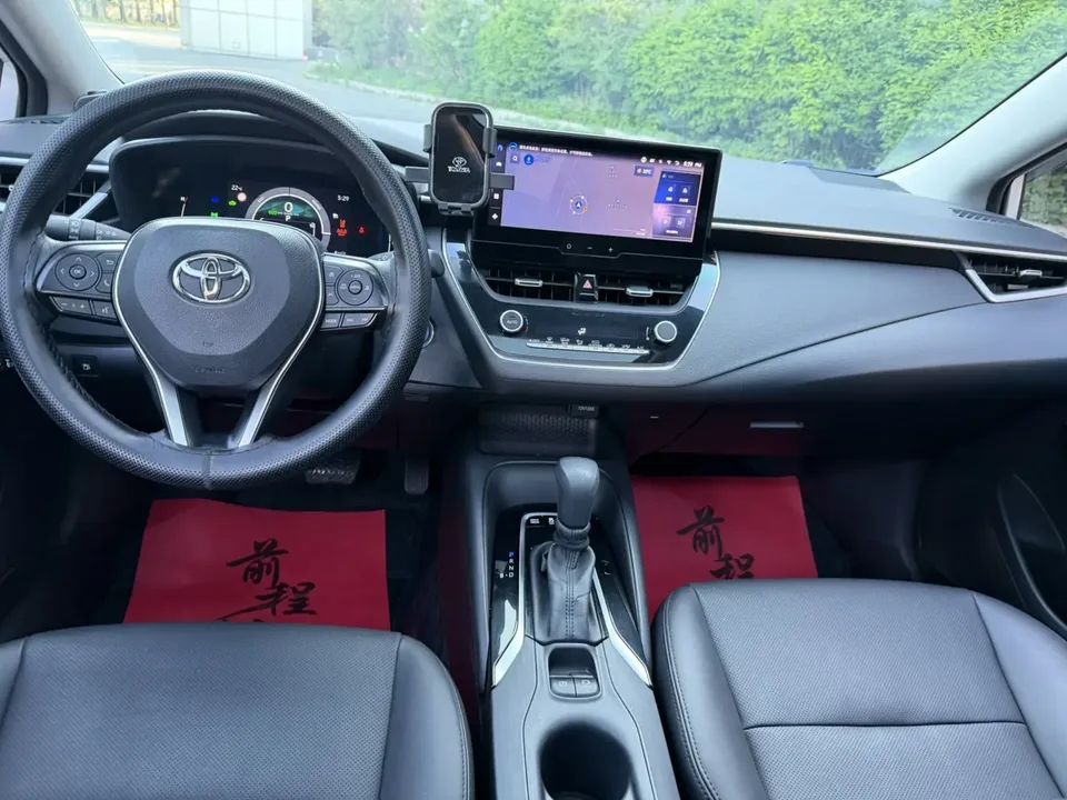 Toyota Corolla Corolla Intelligent Electric Hybrid Dual Engine 1.8L E-CVT Elite Edition 2024 — thumbnail 3