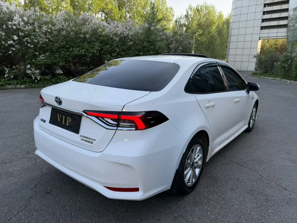Toyota Corolla Corolla Intelligent Electric Hybrid Dual Engine 1.8L E-CVT Elite Edition 2024 — thumbnail 4