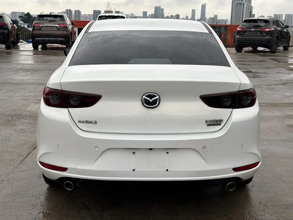 Mazda Axela Mazda3 2.0L Automatic Elegant Edition 2023 — thumbnail 2