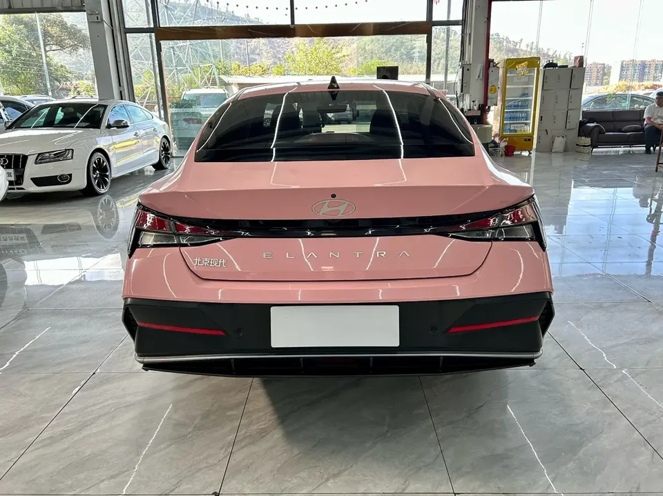 Hyundai Elantra Elantra 1.5L CVT GLX Elite Edition 2023 — миниатюра 2