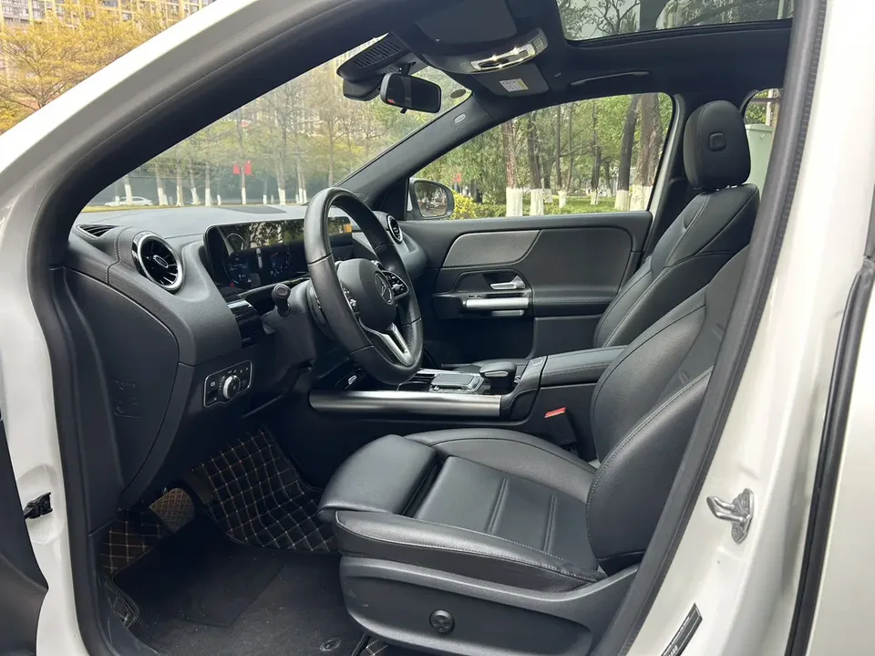 Mercedes-Benz GLA facelift GLA 200 2023 — миниатюра 5
