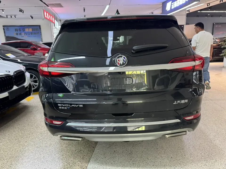 Buick Angke Banner 2022 Angkeqi 652T 2WD Premium 7-seater 2022 — миниатюра 2
