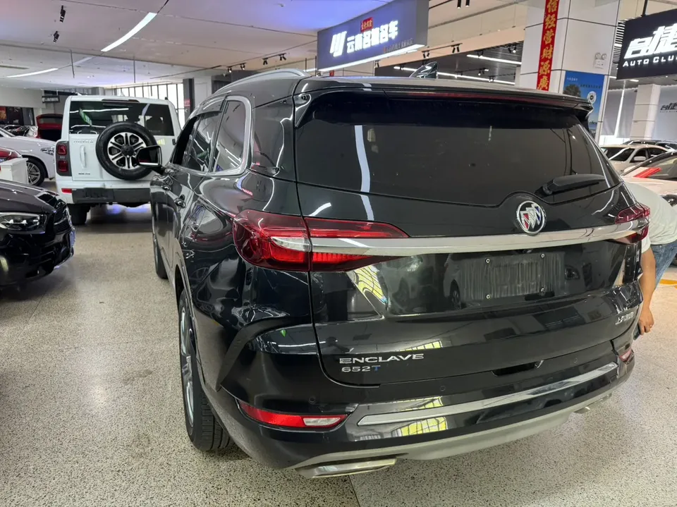 Buick Angke Banner 2022 Angkeqi 652T 2WD Premium 7-seater 2022 — миниатюра 4