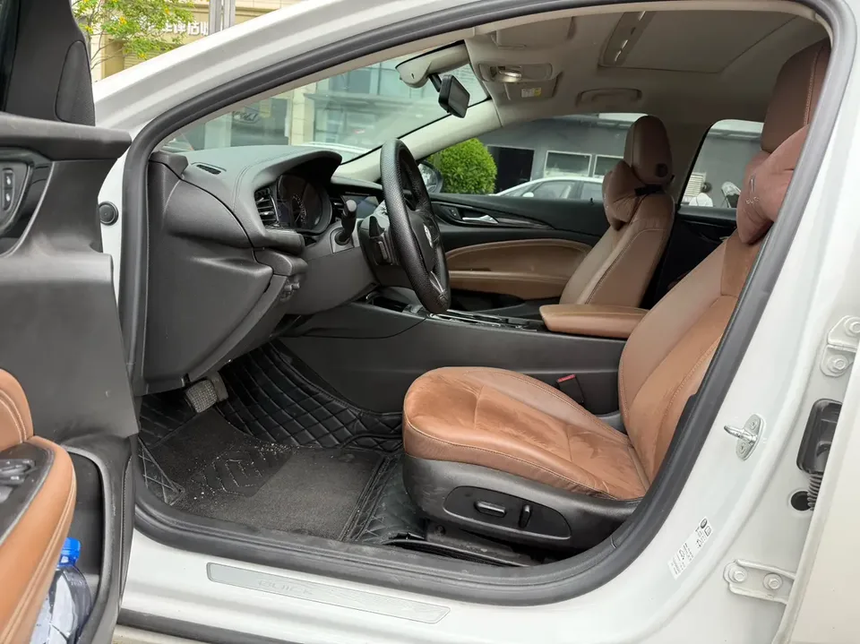 Buick Majesty Regal 2023 552T Smart Edition 2023 — миниатюра 3